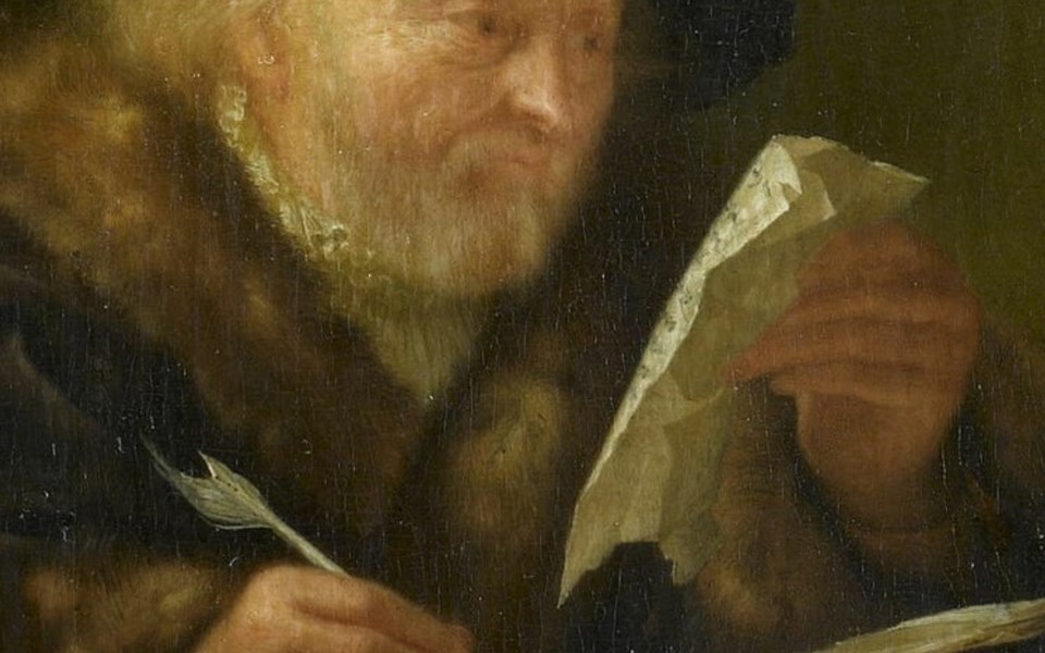 Utsnitt av målning som visar äldre herre med penna och papper.